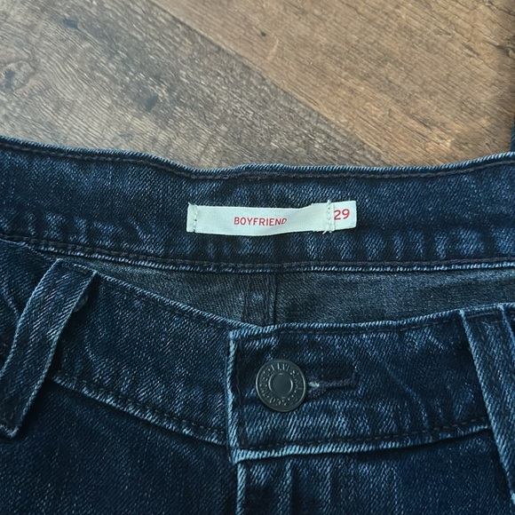 Levi's | Boyfriend Jeans in Washed Black - Picture 4 of 5